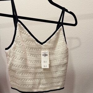 Abercrombie & Fitch Cream and Black Knit Crop Top